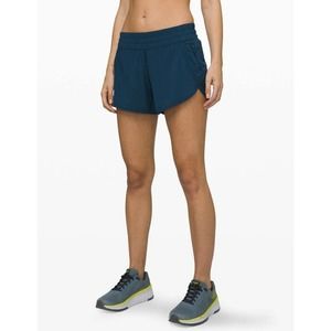 Lululemon Tracker Shorts V 4" inch inseam size 6